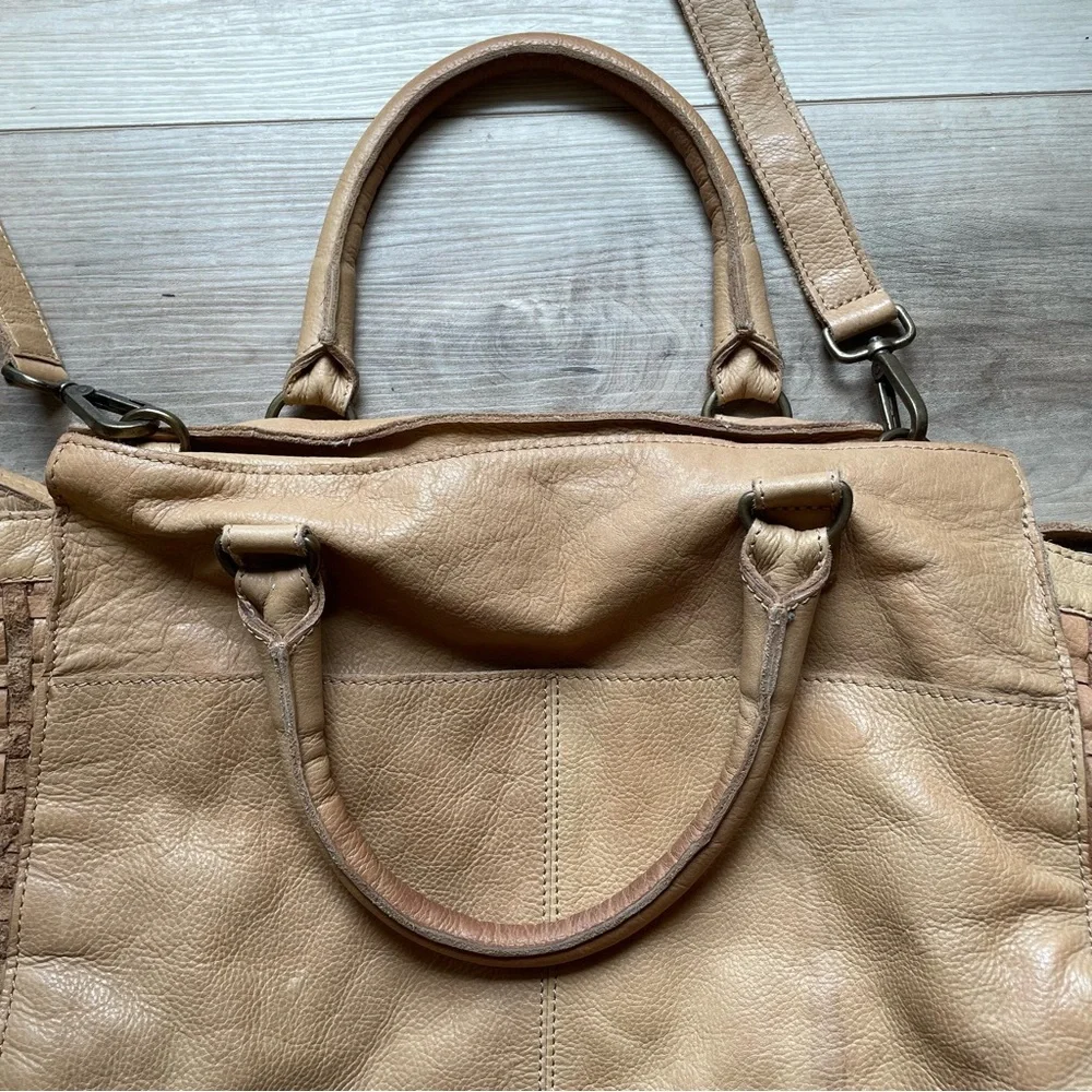 Freya Crossbody Bag Tan Woven Large Top Handle